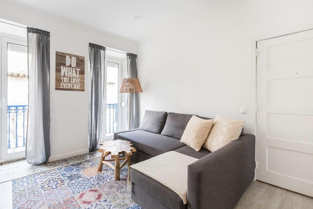 Apartamento Casa Com Alma Portuguesa Bairro Alto