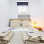Casa Com Alma Portuguesa Bairro Alto